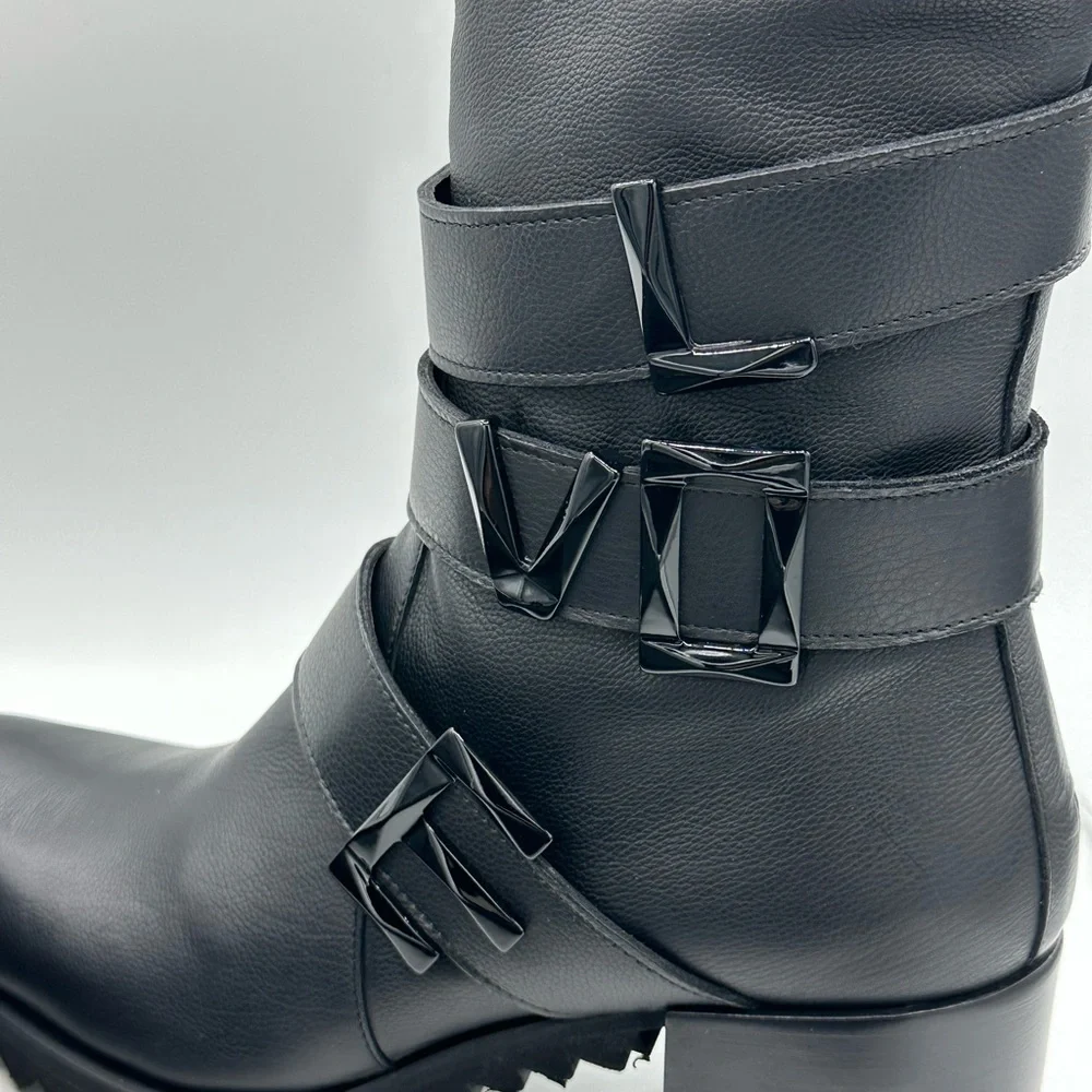 Black boot - Picture 8 of 8